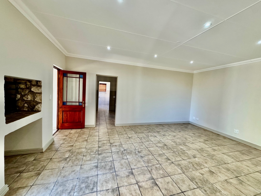 4 Bedroom Property for Sale in Stilbaai Wes Western Cape